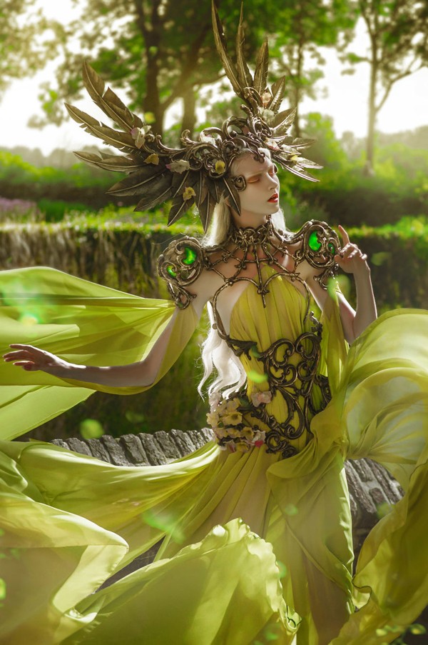 lillianliu镜头下冷艳女王般的魔法肖像