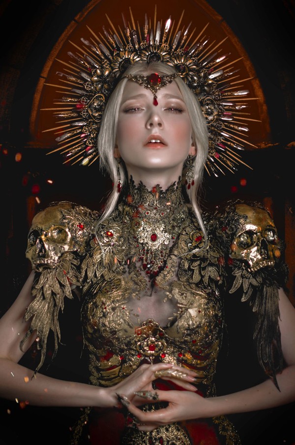 lillianliu镜头下冷艳女王般的魔法肖像