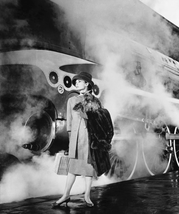richard avedon:他拍的赫本不太一样